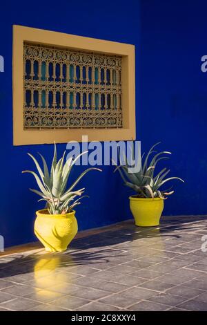 Yves Saint Laurents Gedenkstätte – Majorelle-Gärten in Marrakesch, Marokko Stockfoto