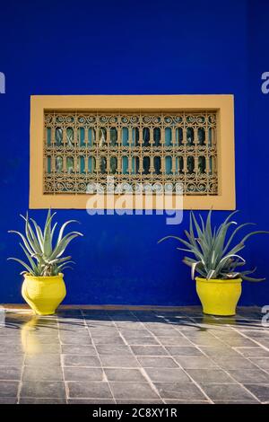 Yves Saint Laurents Gedenkstätte – Majorelle-Gärten in Marrakesch, Marokko Stockfoto