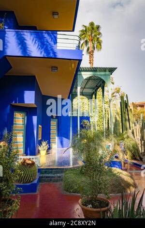 Yves Saint Laurents Gedenkstätte – Majorelle-Gärten in Marrakesch, Marokko Stockfoto