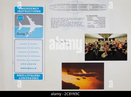 Scrapbook Seite von Pan American World Airways Erinnerungsstücken und Werbung, 1973, USA Stockfoto