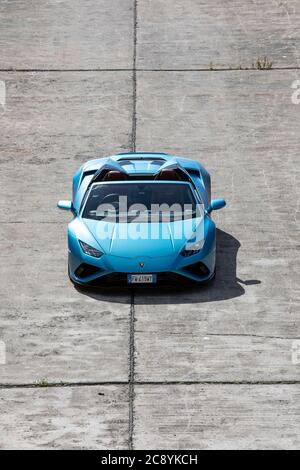 Lamborghini Huracán EVO RWD Spyder, fotografiert auf der Longcross Proving Ground Test Circuit, Surrey, England, UK Stockfoto