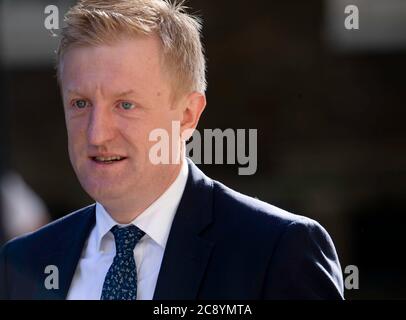 Oliver Dowden, Kultursekretär, kommt bei einer Kabinettssitzung in der Downing Street an Stockfoto