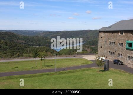 Schleiden-Gemuend, Nordrhein-Westfalen - September 06 2019: Komplex 'Vogelsang Internationaler Platz' in der Eifel, ursprünglich gebaut als N Stockfoto