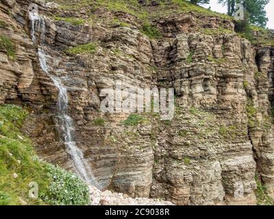 Klettern auf dem Klettersteig Rotwand und Masare im Rosengarten in den Dolomiten, Südtirol, Italien Stockfoto