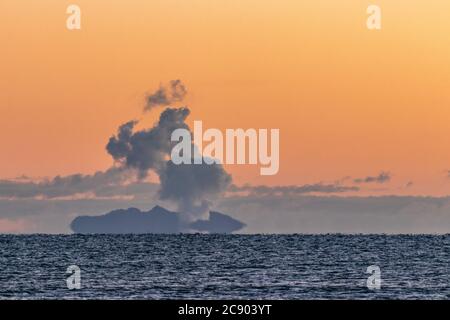 White Island at Dawn Stockfoto