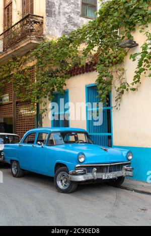 Die Oldtimer von Havanna gehören heute zu den Top-Marken der Stadt. Stockfoto