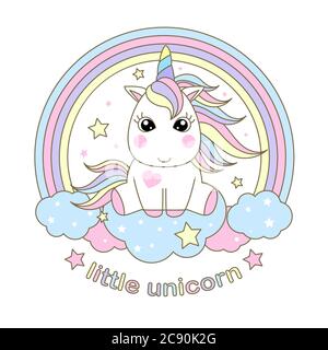 Text: Kleines Einhorn. Eine Vektordarstellung eines hübschen, weißen Einhorns auf einem Regenbogen. Für Kinder-Design-Drucke, Poster, Postkarten, etc. Stock Vektor