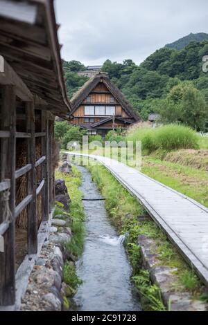 Shirakawa-go, Japan, 07-24-2020 , Shirakawa-go, ein Weltkulturerbe-Dorf in Japan. Stockfoto