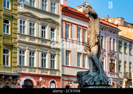 Diana-Brunnen auf dem Rynok-Platz, Lviv, Ukrain Stockfoto