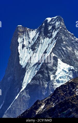 Machapuchare Holy Mountain, Fish Tail, Machapuchare Base Camp Area, Trek to Annapurna Base Camp, Annapurna Conservation Area, Himalaya, Nepal, Asien Stockfoto