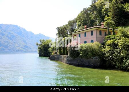 Blick auf schönes Haus in Bellagio Stadt, Comer See, Italien Stockfoto