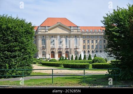 Hauptgebäude der Universität Debrecen, Debrecen Stadt, Ungarn Stockfoto