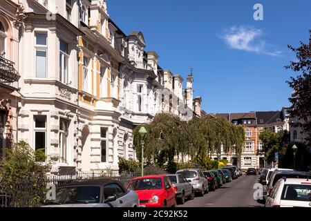 Wilhelminische Häuser in der Johannes-Henry-Straße im Stadtteil Suedstadt, Bonn, Nordrhein-Westfalen, Deutschland. Gruenderzeitheuser in der Johan Stockfoto