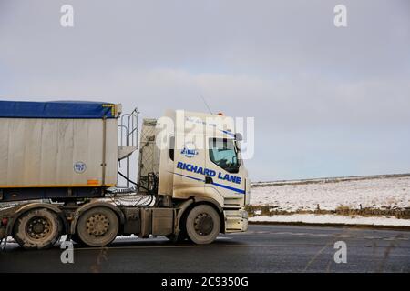 Richard Lane Schüttkipper im Hope Valley, Peak District, Derbyshire im Winter Stockfoto