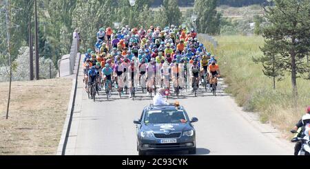 Burgos, Spanien. Juli 2020. Nach der Krise um die Covid19 kehrt das Radsport-Team mit dem Start der Radtour durch Burgos zurück, mit der Etappe zwischen Burgos und dem Mirador del Castillo. Burgos, 28. Juli 2020 nur Bilder für redaktionelle Verwendung Ricardo Ordóñez/Cordon Press Credit: CORDON PRESS/Alamy Live News Stockfoto