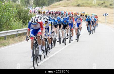 Burgos, Spanien. Juli 2020. Nach der Krise um die Covid19 kehrt das Radsport-Team mit dem Start der Radtour durch Burgos zurück, mit der Etappe zwischen Burgos und dem Mirador del Castillo. Burgos, 28. Juli 2020 nur Bilder für redaktionelle Verwendung Ricardo Ordóñez/Cordon Press Credit: CORDON PRESS/Alamy Live News Stockfoto