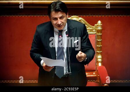 Rom, Italien. Juli 2020. Der italienische Ministerpräsident Giuseppe Conte bei der Information über Covid-19 Notfall im Senat. Rom (Italien), 28. Juli 2020 Foto Samantha Zucchi Insidefoto Kredit: Insidefoto srl/Alamy Live News Stockfoto