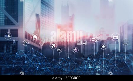 Smart City-Konzept. IoT Internet of Things. Abstrakte Futuristische Stadt. Stockfoto