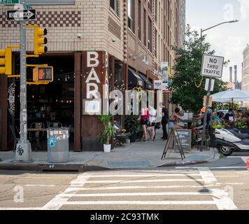 Aktivitäten in der Williamsburg Nachbarschaft von Brooklyn in New York am Samstag, 25. Juli 2020. (© Richard B. Levine) Stockfoto