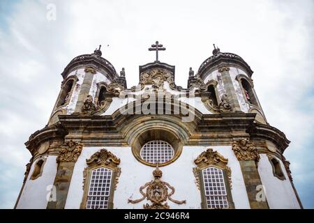 Fassade der Kirche São Francisco de Assis in São João del-Rei Stockfoto