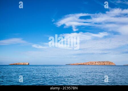 Isla Gallo und Isla Gallina im Golf von Kalifornien in der Nähe von Isla Espirito Santo, BCS, Mexiko. Stockfoto