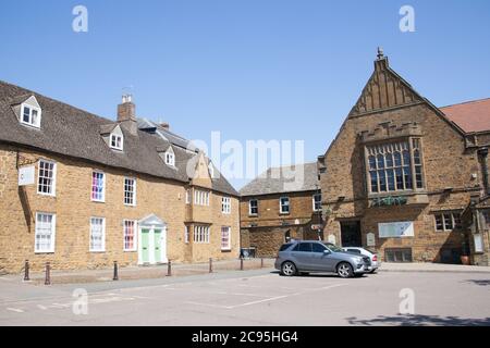 Unternehmen auf der Pferdemesse in Banbury Cross in Banbury, Oxfordshire, Großbritannien Stockfoto