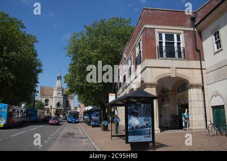 Blick auf die Bridge Street in Banbury, Oxfordshire in Großbritannien, aufgenommen am 26. Juni 2020 Stockfoto