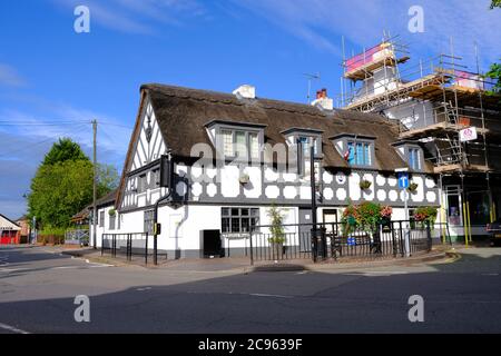 Crown and Anchor Pub in Stone, Staffordshire. Der Ort geschlossen wegen Bruch Regierungsvorschriften und verursacht COVID-19 Ausbruch unter den Anwohnern. Stockfoto