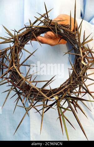 Dornenkrone, Dornenkranz, der bei seiner Kreuzigung auf das Haupt Jesu Christi gelegt wurde. Buon Me Thuot. Frankreich. Stockfoto