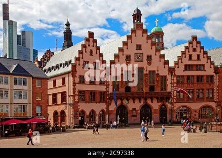 Rathaus Römer, Commerzbank-Gebäude und Paulskirche im Hintergrund, Deutschland, Hessen, Frankfurt am Main Stockfoto