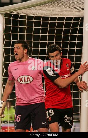 Rompain Danzé und Cédric Carrasso während der Ligue 1 2012 - 2013, Stade Rennais - Girondins Bordeaux am 12. Januar 2013 im Roazon Park ,Rennes - Foto Laurent Lairys / DPPI Stockfoto