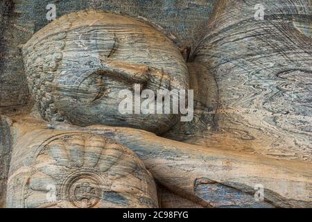 Liegender Buddha am Gal Viharaya Tempel in Polonnawura - Sri Lanka Stockfoto