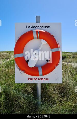 Jaonneuse Bay, Life Ring, Guernsey Channel Islands Stockfoto