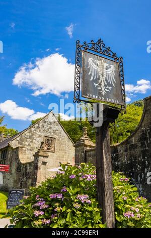 The Spread Eagle, ein traditionelles Landhaus in Stourton, einem kleinen Dorf in der Nähe von Stourhead, an der Grenze zu Wiltshire Somerset, Südwestengland Stockfoto