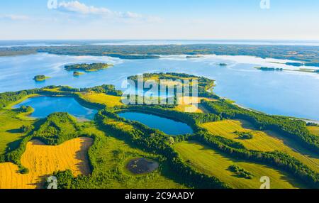 Luftaufnahme der Seen im Narachanski Nationalpark, Weißrussland Stockfoto