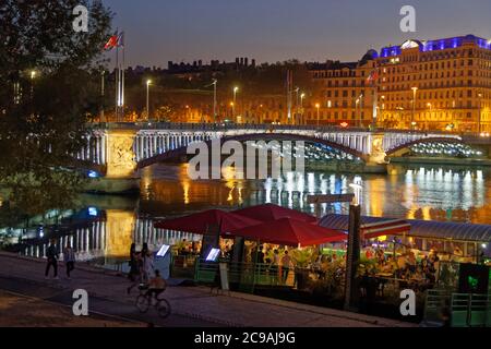 Lyon, Frankreich. September 2019. Die Lafayette-Brücke, 1818 entworfen und 1826 fertiggestellt, ist die drittälteste Brücke an der Rhône in Lyon Stockfoto