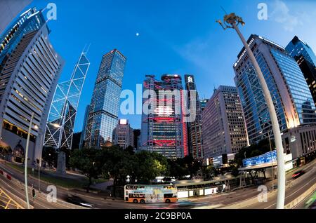 Die Bank von Hongkong und Shanghai, HSBC, und die Bank of China, Standard Chartered Bank, Central Financial District, Hongkong, China. Stockfoto