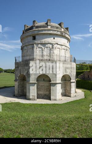 Außenansicht des Mausoleums von Theoderich in Ravenna, Italien Stockfoto