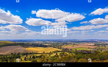 Blick vom Coombe Hill, auf 852 Fuß über dem Meeresspiegel ist es der höchste Aussichtspunkt in einer Reihe von Hügeln genannt Chilterns Stockfoto