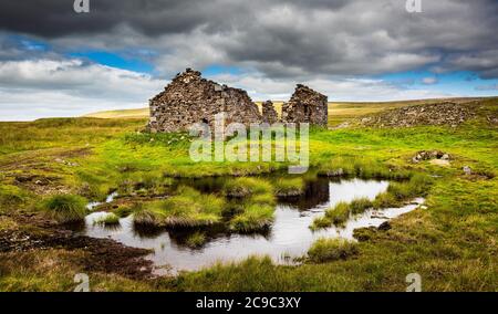 Zerstörte Gebäude. Grassington Moor Blei Minen. Yorkshire Dales Stockfoto