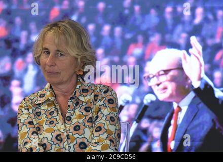 Mailand, Italien. Juli 2020. Mailand, Italien die Milanesiana die Farben der Stadt 3 Rosso Carnation mit Stefania Craxi, Claudio Martelli auf dem Foto: Stefania Craxi Kredit: Unabhängige Fotoagentur/Alamy Live News Stockfoto
