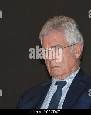 Mailand, Italien. Juli 2020. Mailand, Italien die Milanesiana die Farben der Stadt 3 Rosso Carnation mit Stefania Craxi, Claudio Martelli auf dem Foto: Claudio Martelli Kredit: Unabhängige Fotoagentur/Alamy Live News Stockfoto