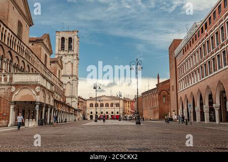 Trento Trieste Blick auf den Platz in Ferrrara in Italien Stockfoto