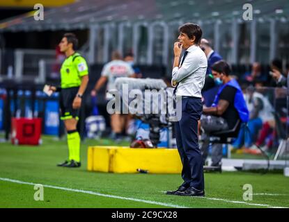 Mailand, Italien. Juli 2020. Cheftrainer des FC Internazionale Antonio Conte während des Matches der Serie A 2019/20 zwischen FC Internazionale und SSC Napoli im San Siro Stadion, Mailand, Italien am 28. Juli 2020 - Foto Fabrizio Carabelli/LM Credit: Fabrizio Carabelli/LPS/ZUMA Wire/Alamy Live News Stockfoto