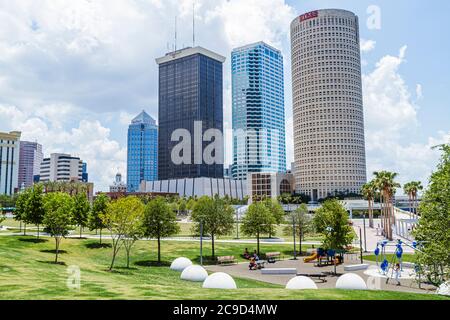 Florida, Hillsborough County, Tampa, Curtis Hixon Waterfront Park, Skyline der Innenstadt, Gebäude, Skyline der Stadt, FL100531326 Stockfoto