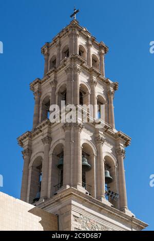 Ciudad Juarez, Chihuahua, Mexiko. Glockenturm, Kathedrale von Ciudad Juarez, Kathedrale unserer Lieben Frau von Guadalupe. Stockfoto