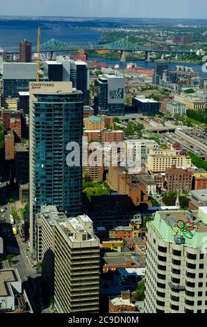 Eine Reihe bekannter und berühmter Gebäude aus der Skyline von Montreal, vom Place Ville Marie aus gesehen Stockfoto