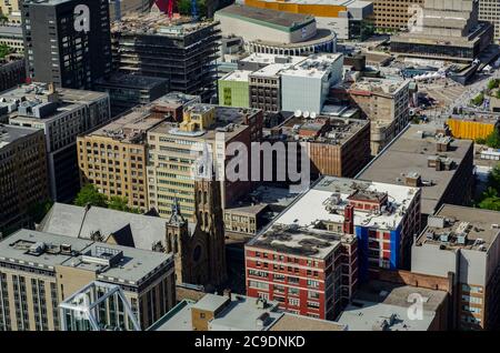 Eine Reihe bekannter und berühmter Gebäude aus der Skyline von Montreal, vom Place Ville Marie aus gesehen Stockfoto