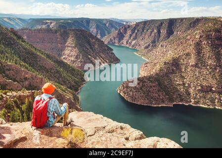 Wanderer in Flaming Gorge Recreation Area Stockfoto