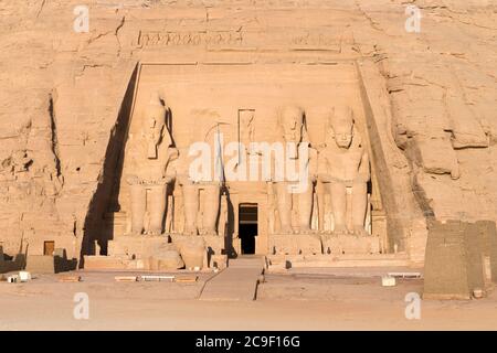 Der große Tempel von Ramesses II, Abu Simbel, Ägypten Stockfoto